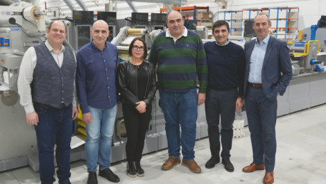 The tenth Cartes launches Graficas Tomelloso labels toward new milestones of uniqueness, efficiency and sustainability