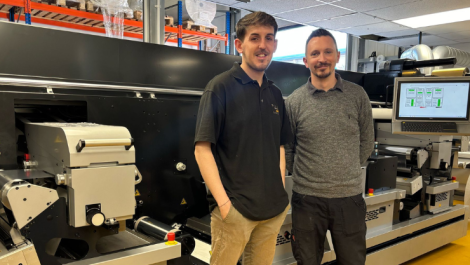 Eclipse installs new finishing line from ABG