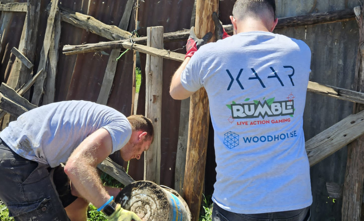 Xaar's Simon Rumbles volunteering in Kenya