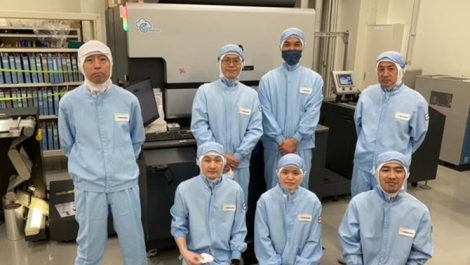 Yoshimura-Packaging team with HP Indigo 6K