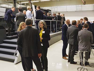Heidelberg celebrates world premiere of Primefire 106