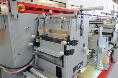 New peel and reveal machine installed at CS Labels